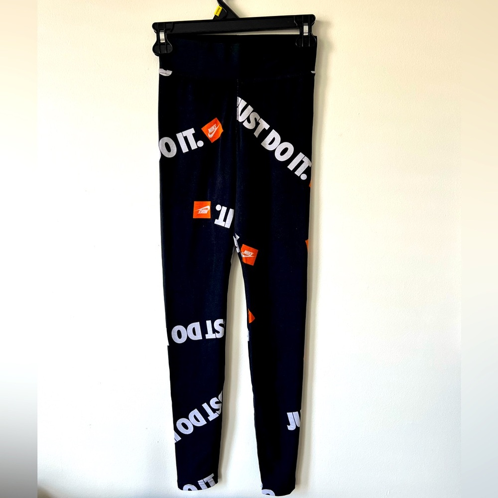 Nike Just Do It graphic leggings